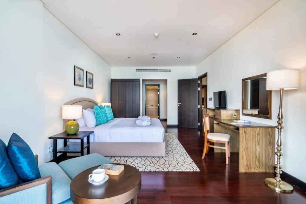 Marvelous Private Beach Apartment In Palm Dubai Within Anantara 5 Star Resort Екстер'єр фото