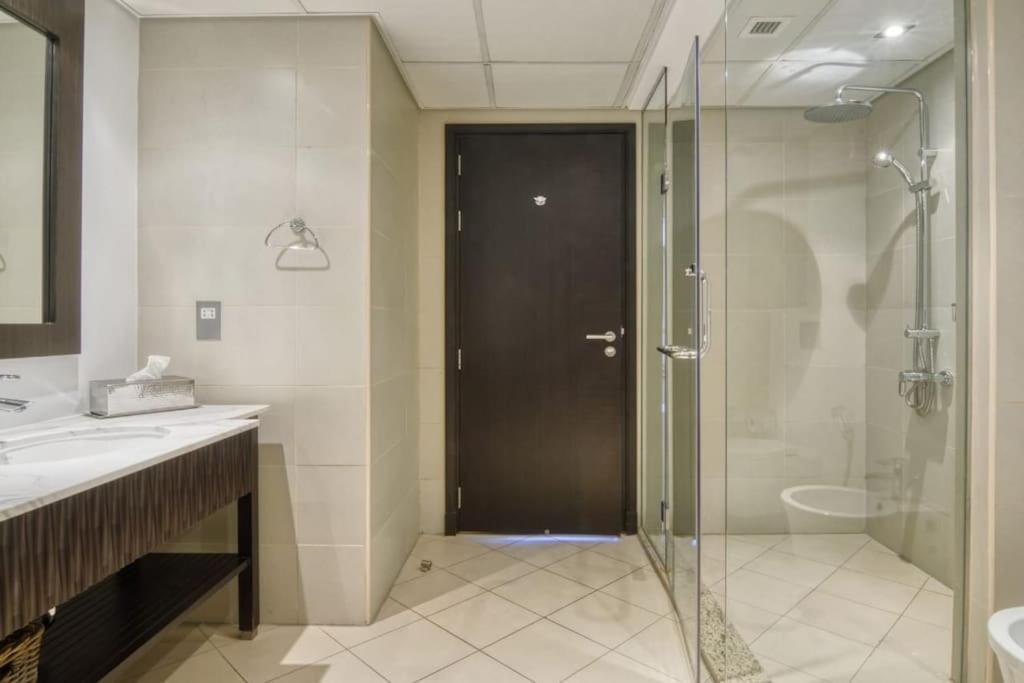 Marvelous Private Beach Apartment In Palm Dubai Within Anantara 5 Star Resort Екстер'єр фото