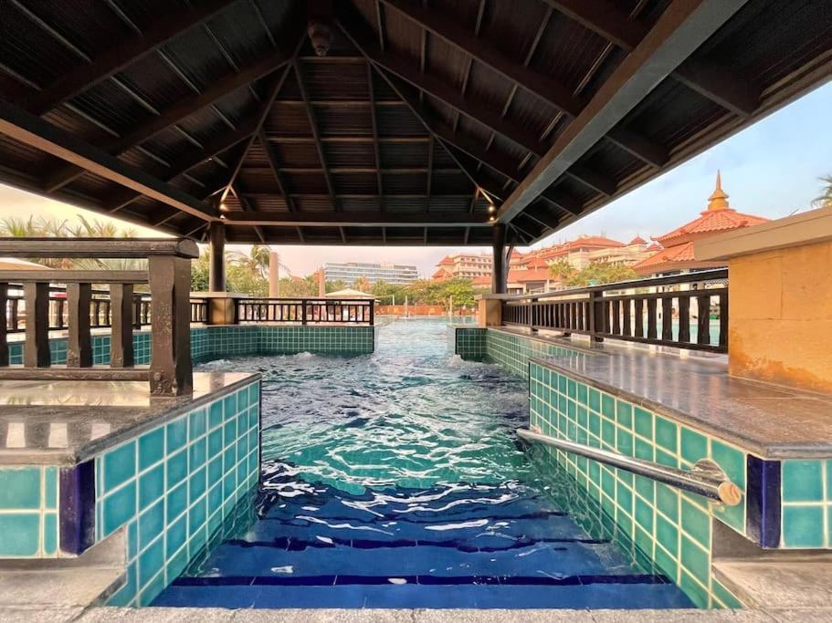 Marvelous Private Beach Apartment In Palm Dubai Within Anantara 5 Star Resort Екстер'єр фото